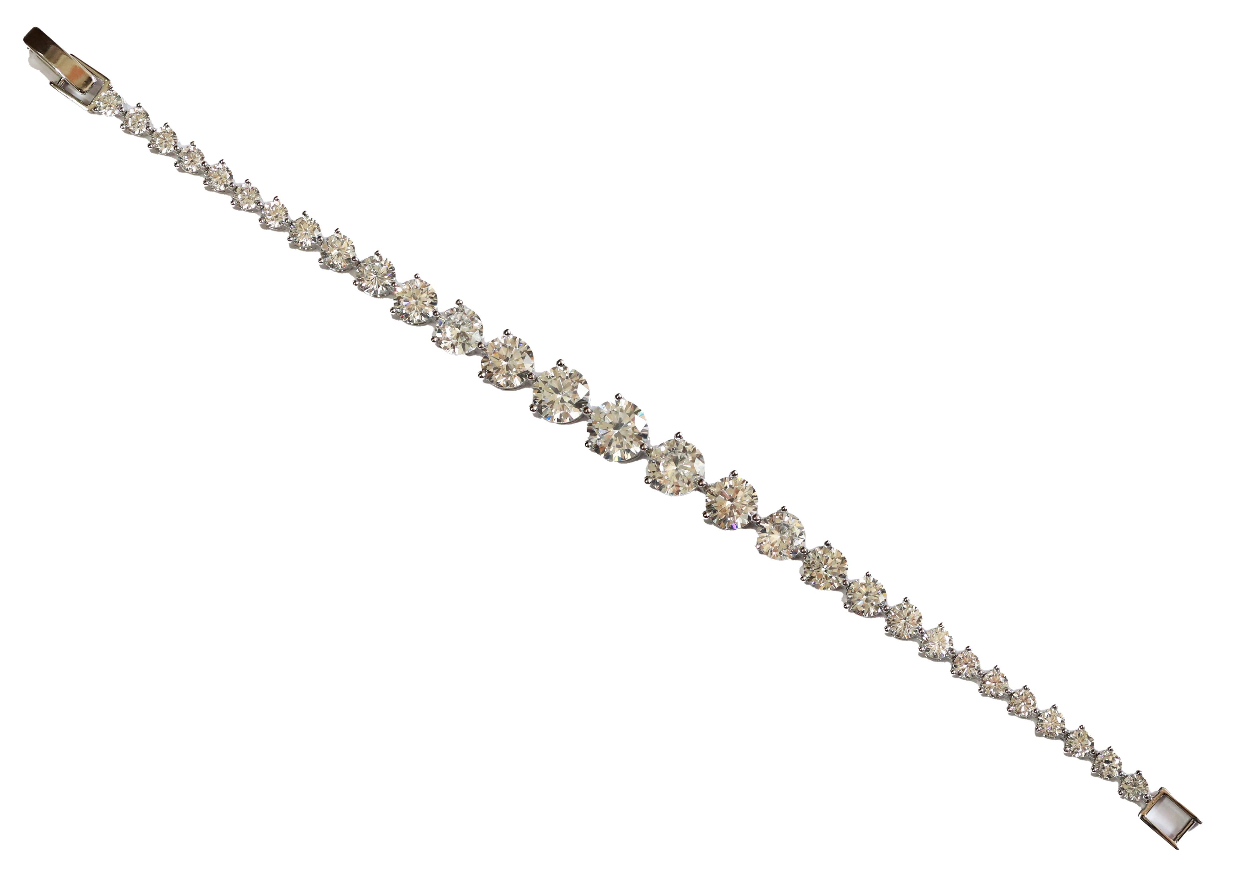 Zircon Elegant Tapered Line Bracelet 5893