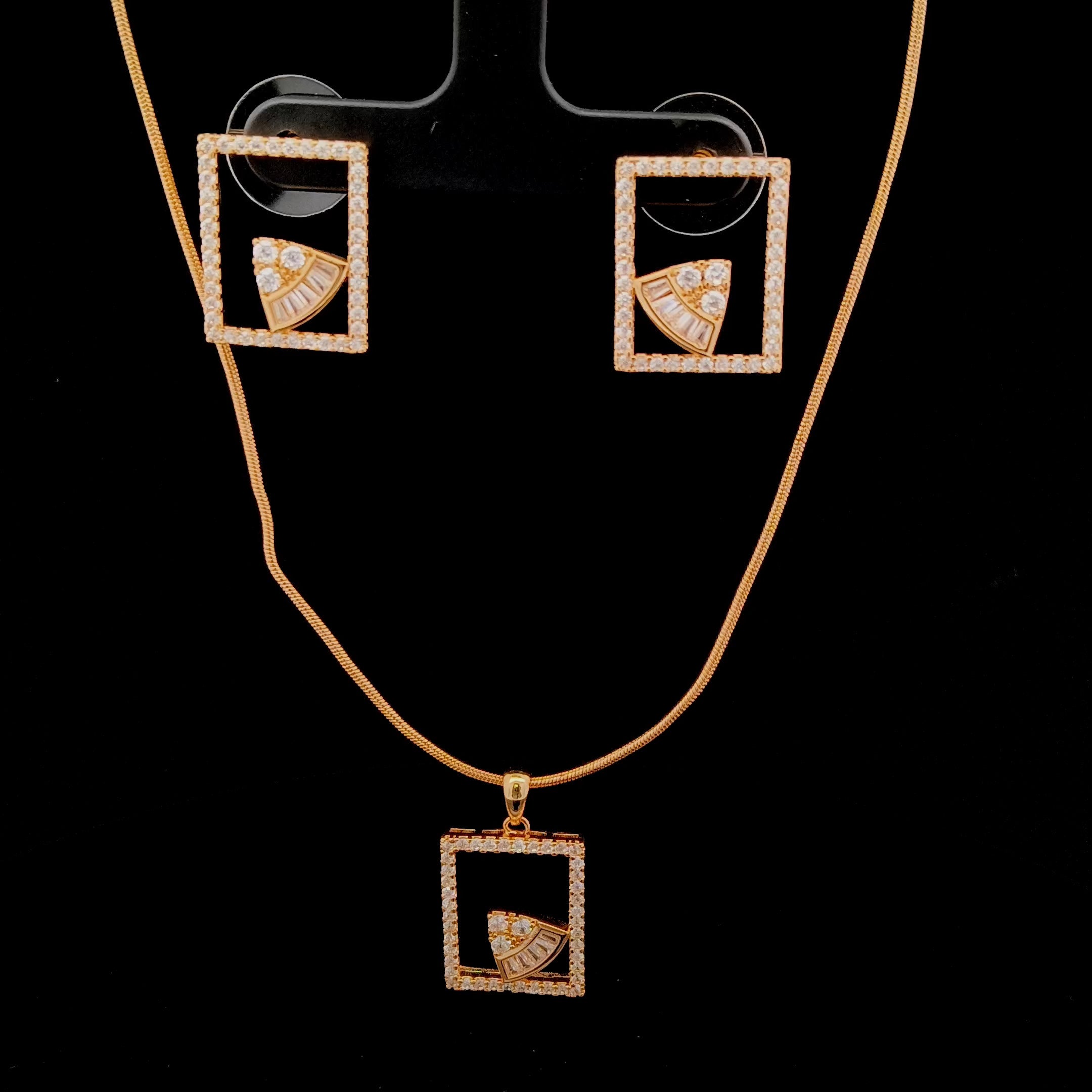 Zircon Chain Pendant Set 12041