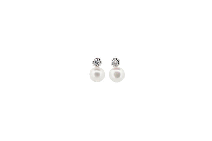92.5 Sterling Silver Minimalist Pearl and Crystal Stud  Earrings 15605