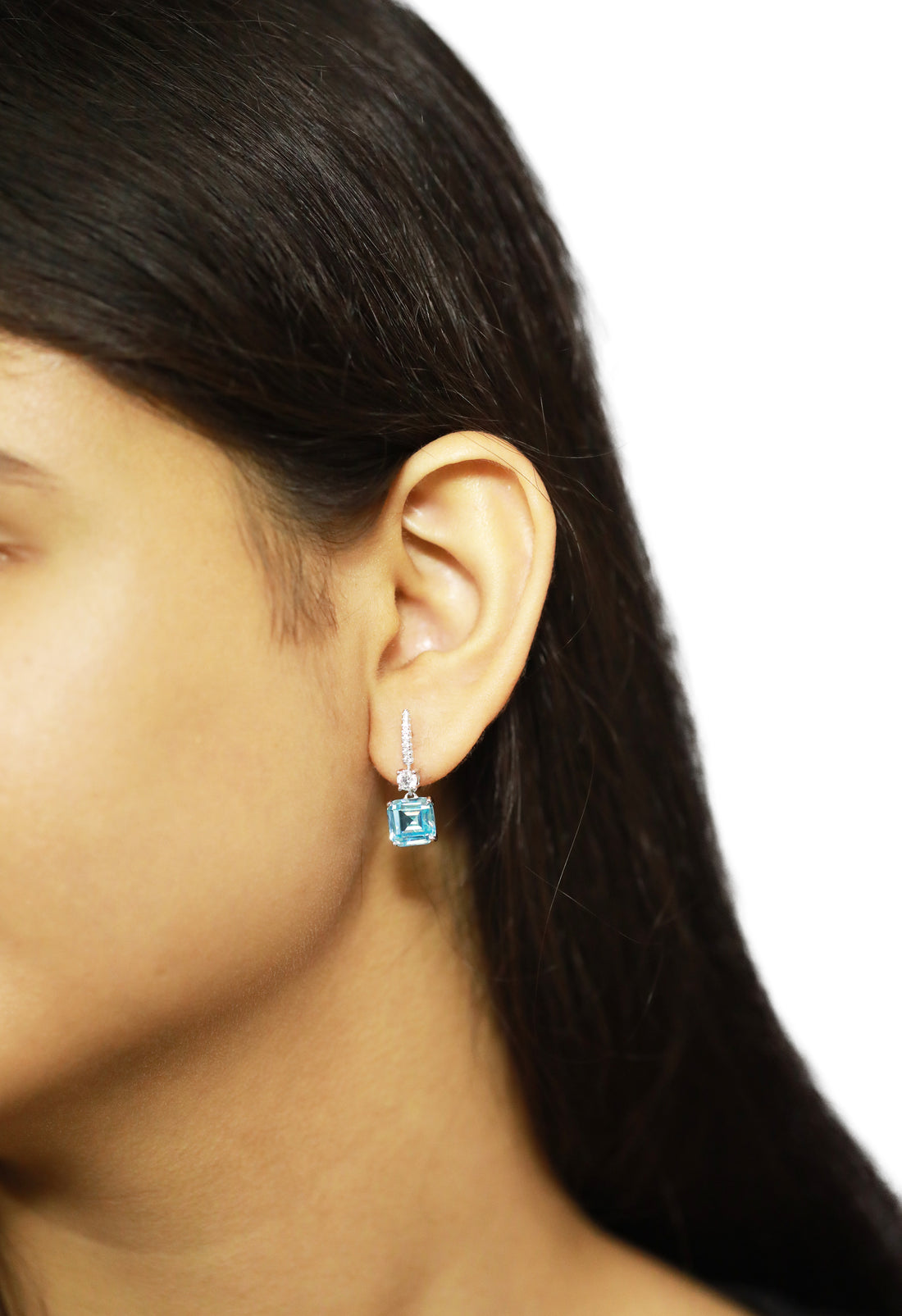 92.5 Sterling Silver Glamorous Drop Earrings 15667