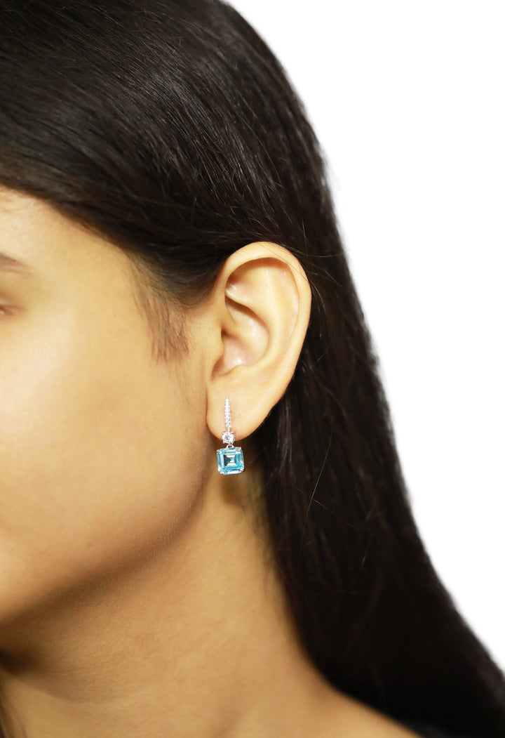 92.5 Sterling Silver Glamorous Drop Earrings 15667