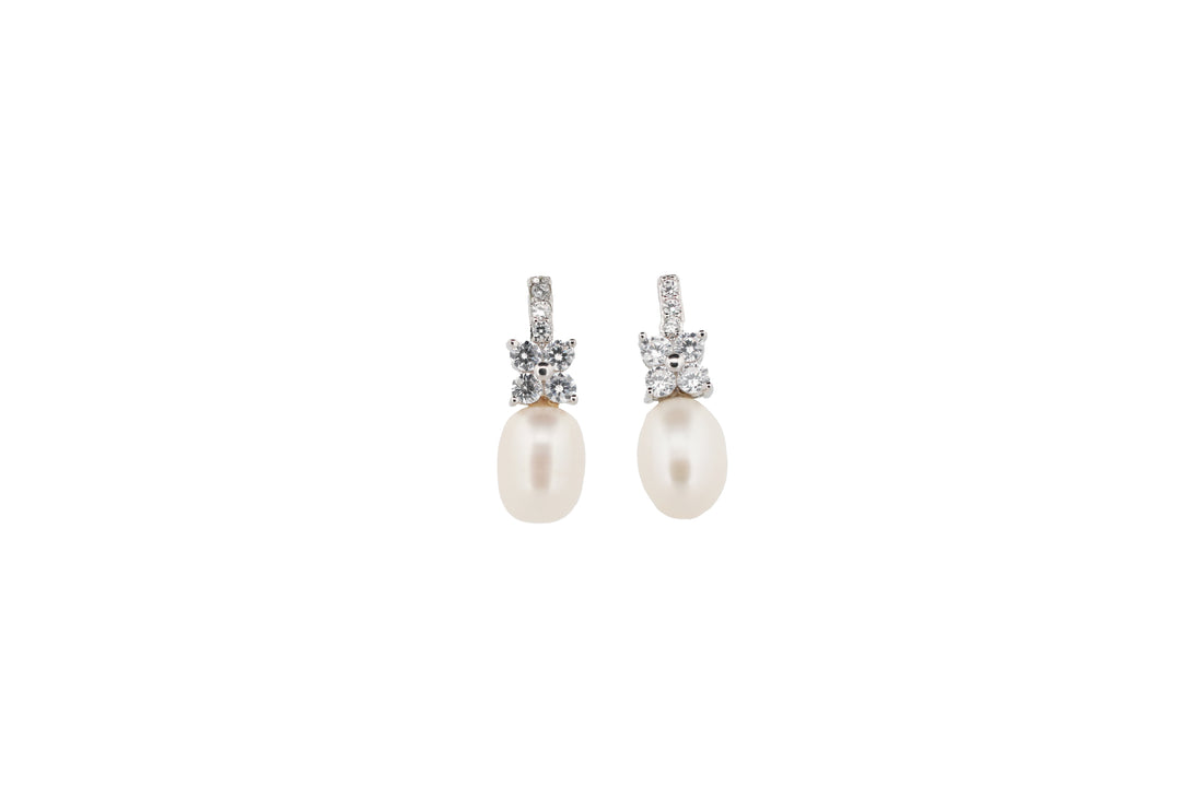 92.5 Sterling Silver Elegant Pearl Drop Earrings 15618