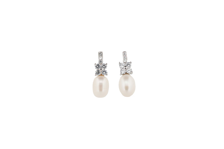 92.5 Sterling Silver Elegant Pearl Drop Earrings 15618