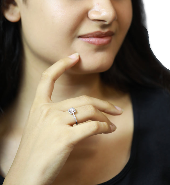 92.5 Sterling Silver Classic Cushion Halo Finger Ring 6680
