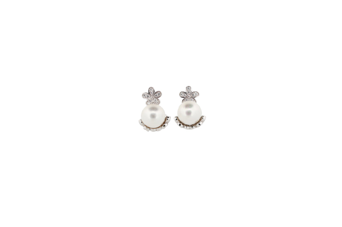 92.5 Sterling Silver Floral Pearl Stud  Earrings 15611