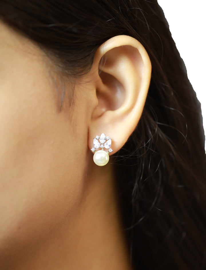 92.5 Sterling Silver Floral Stud  Earrings 11153