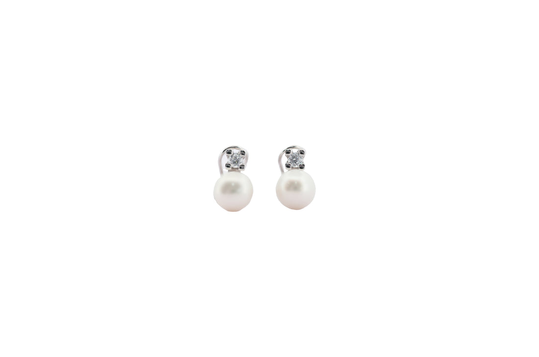 92.5 Sterling Silver Classic Diamond & Pearl Stud Earrings 15580