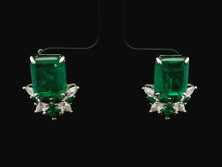 92.5 Sterling Silver Floral Cluster Stud  Earrings 15687