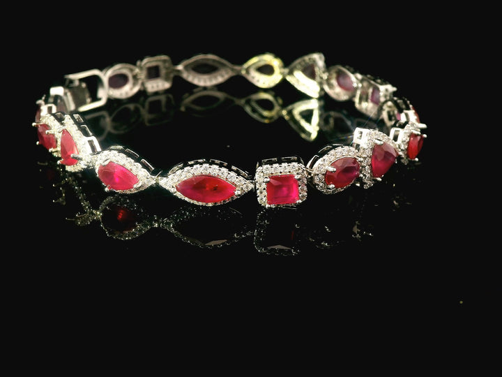 Zircon Braclet   17120