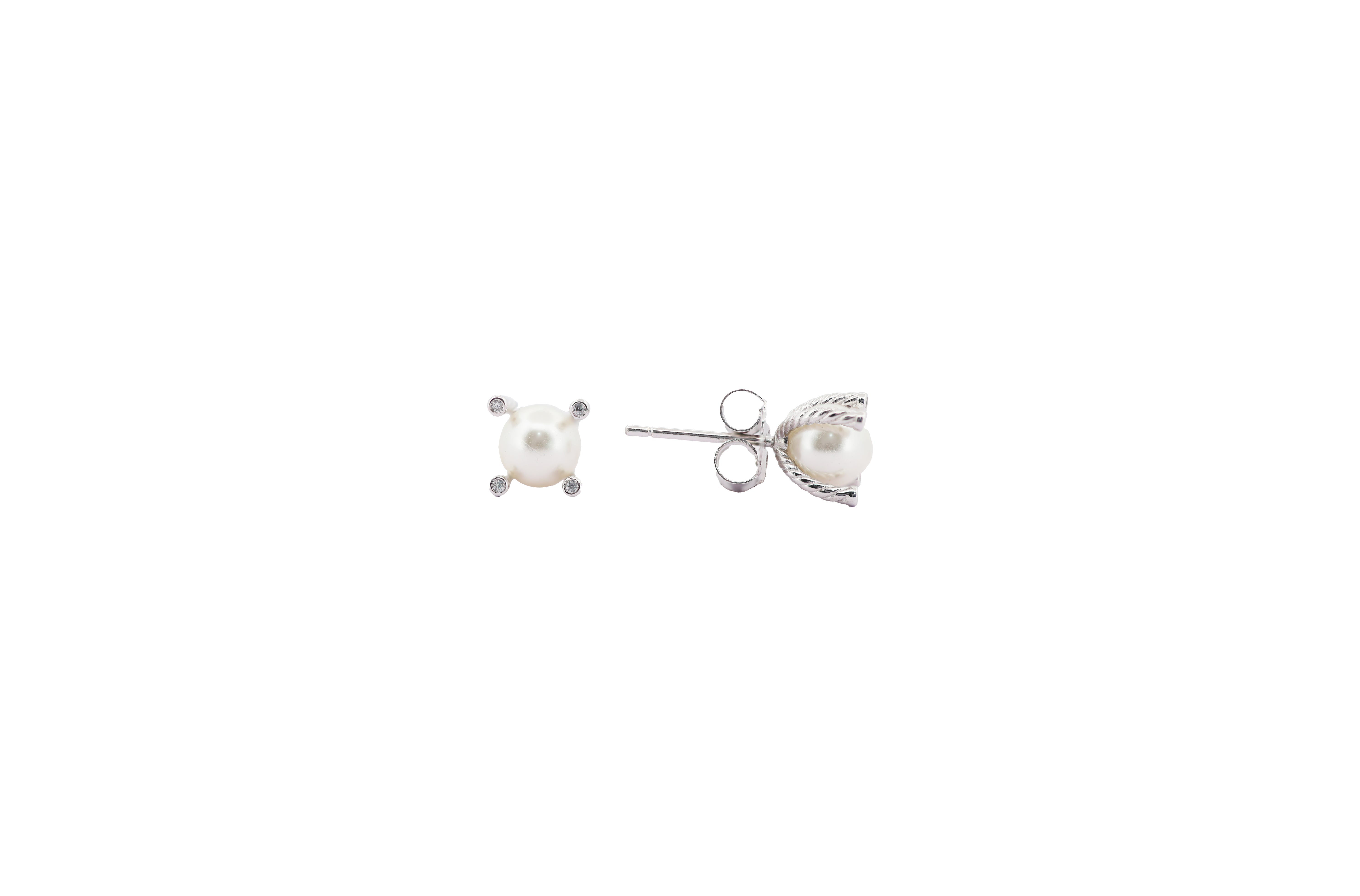 92.5 Sterling Silver  Diamond-Tipped Pearl Studs Earrings 17955