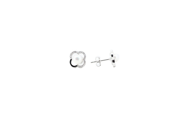92.5 Sterling Silver Floral Clover Pearl Stud Earrings 18177