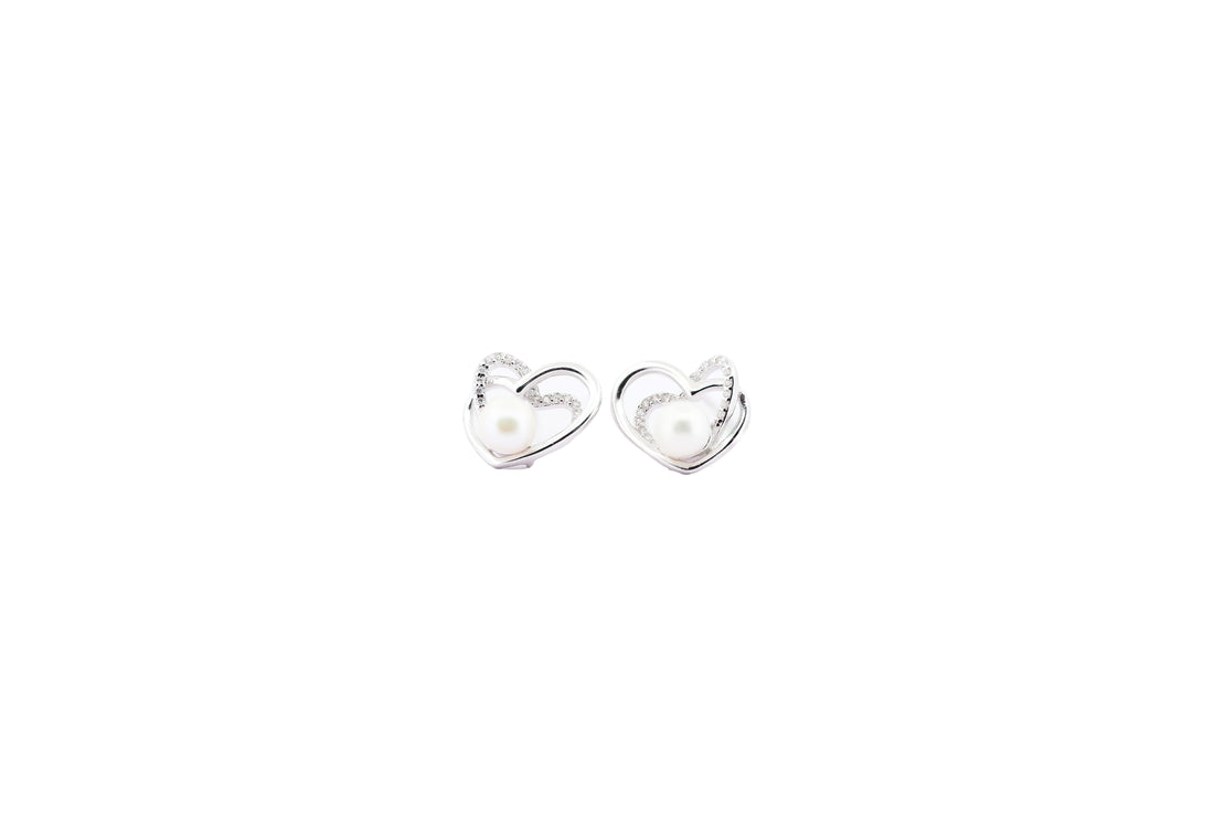 92.5 Sterling Silver Heart-Shaped Pearl Stud Earrings 18181