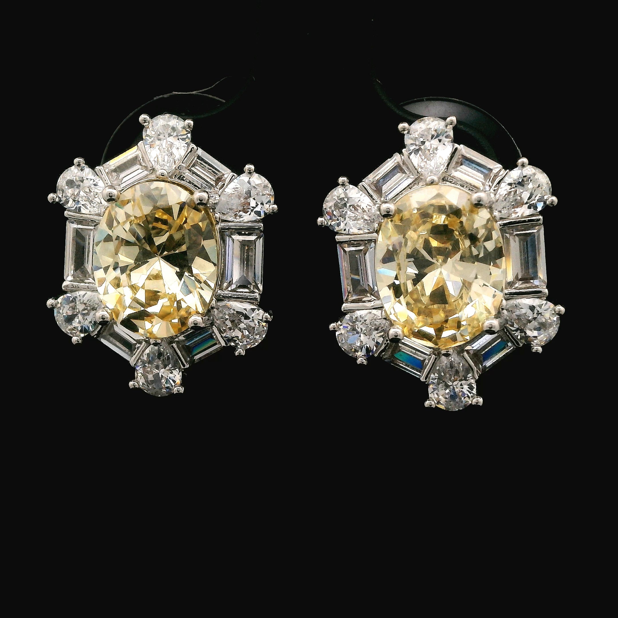 Zircon Earrings 18287