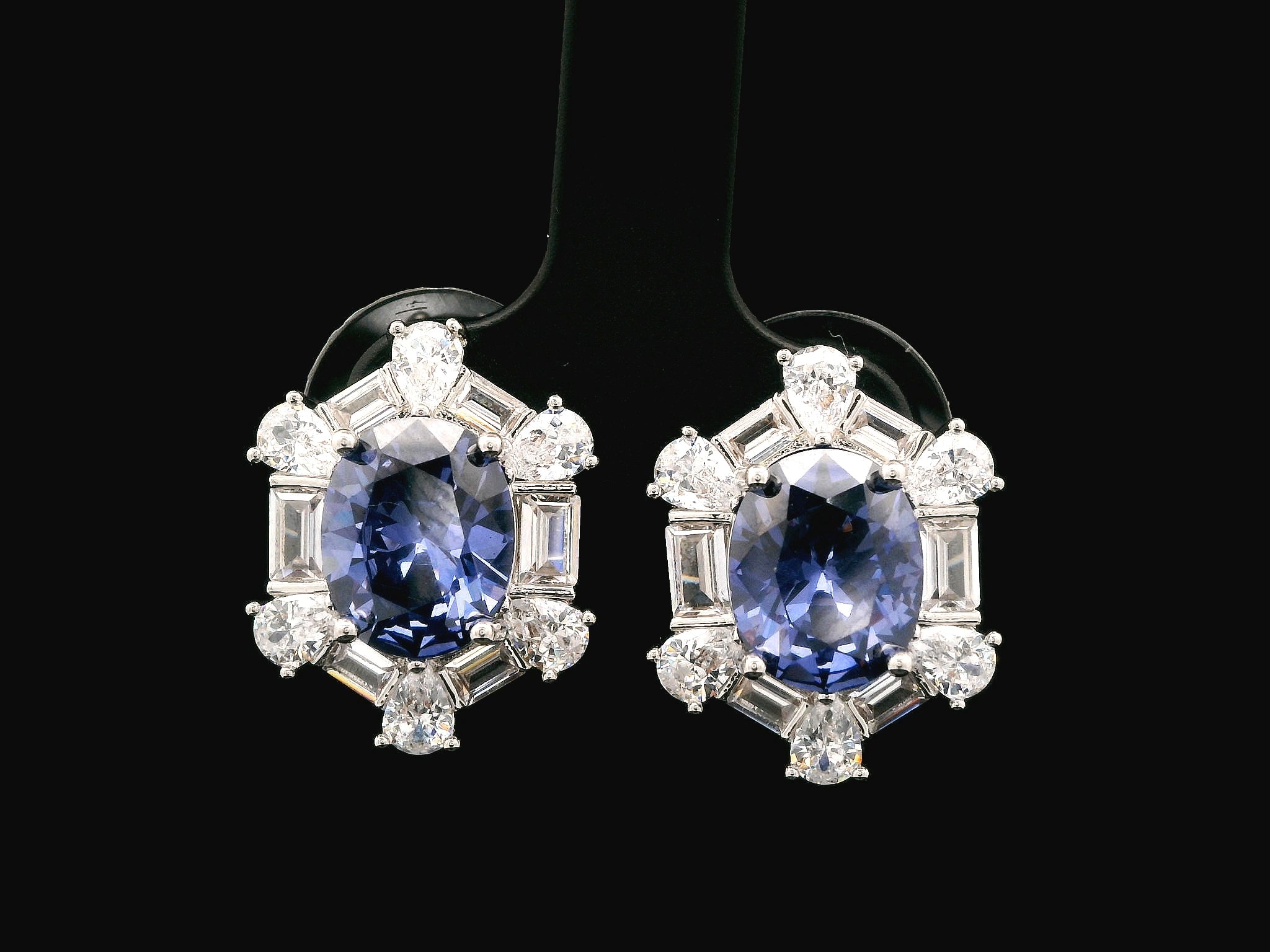 Zircon Earrings 18287
