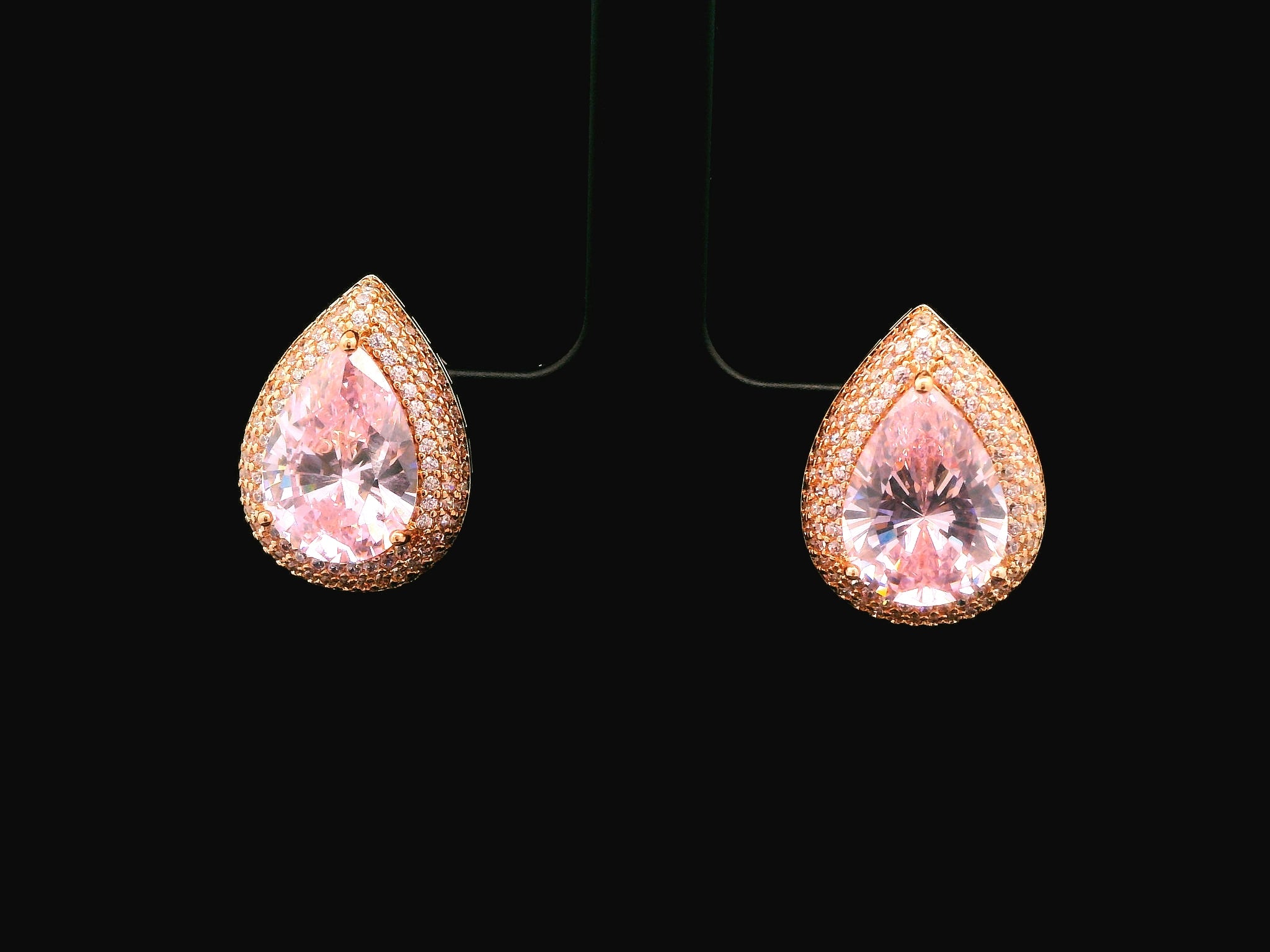 Zircon Earrings 18297