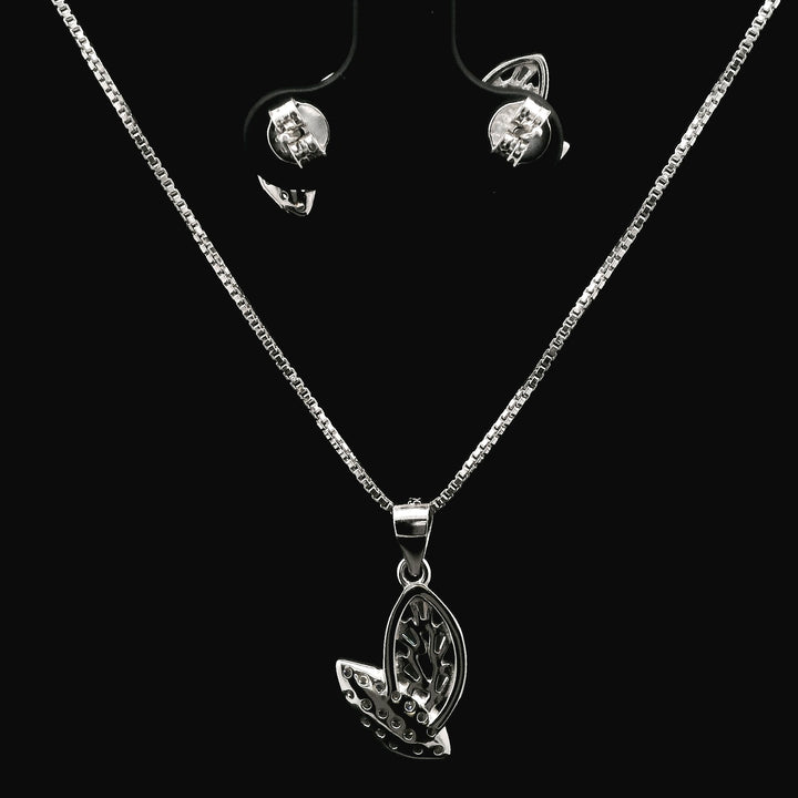 92.5 Sterling Silver Sparkling Leaf Harmony Chain Pendant Set 18484