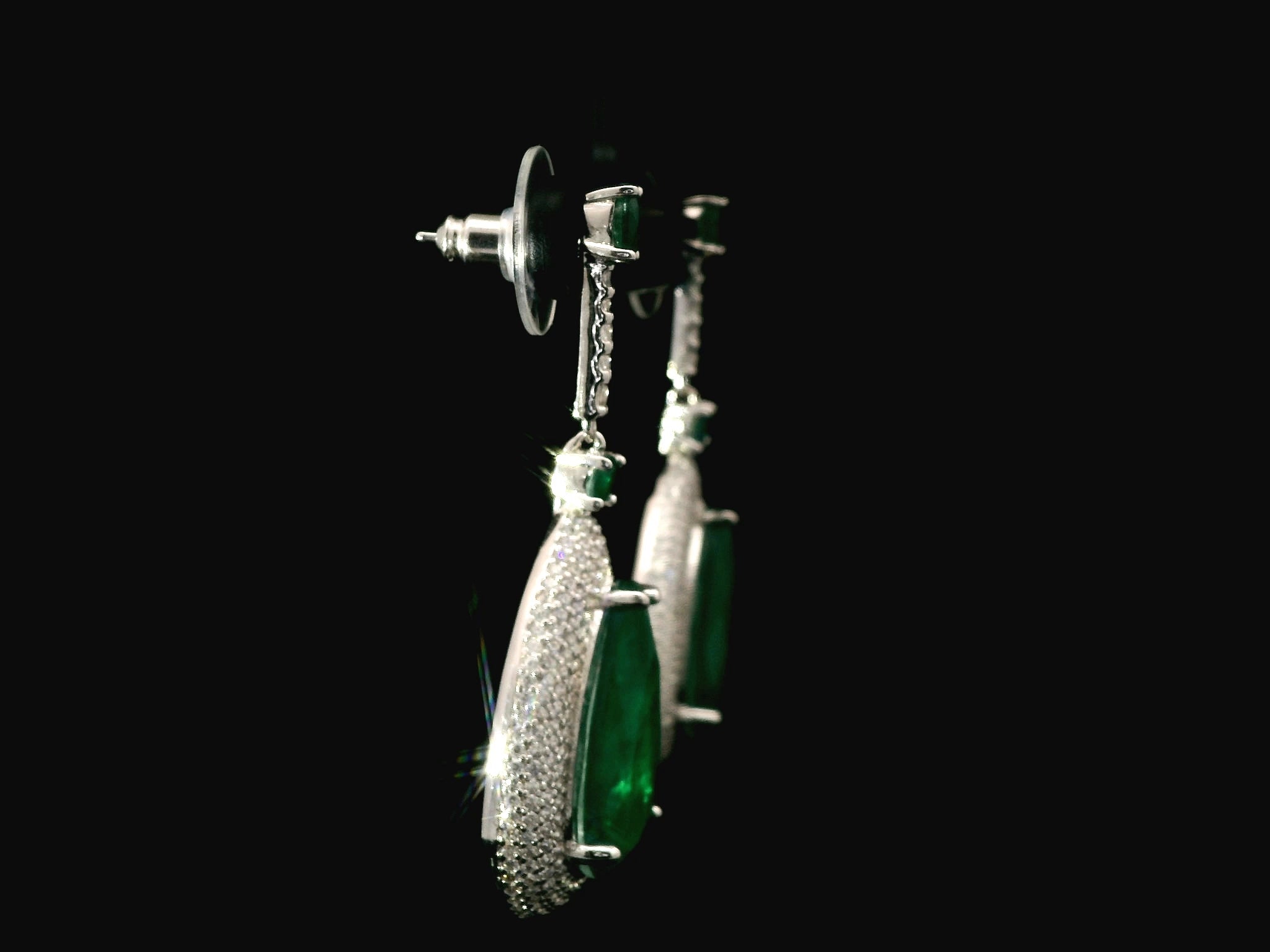 Zircon Earrings 18607