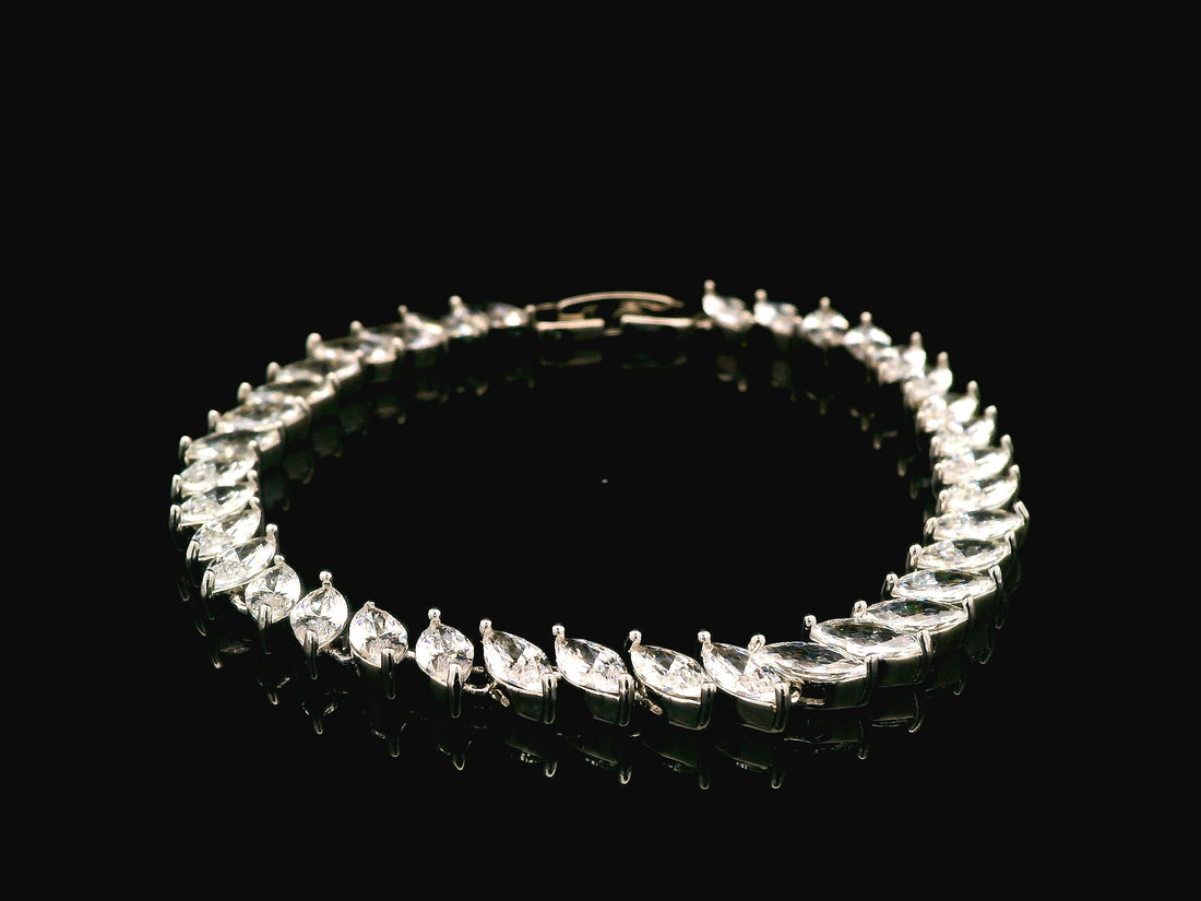 Zircon Braclet   18824