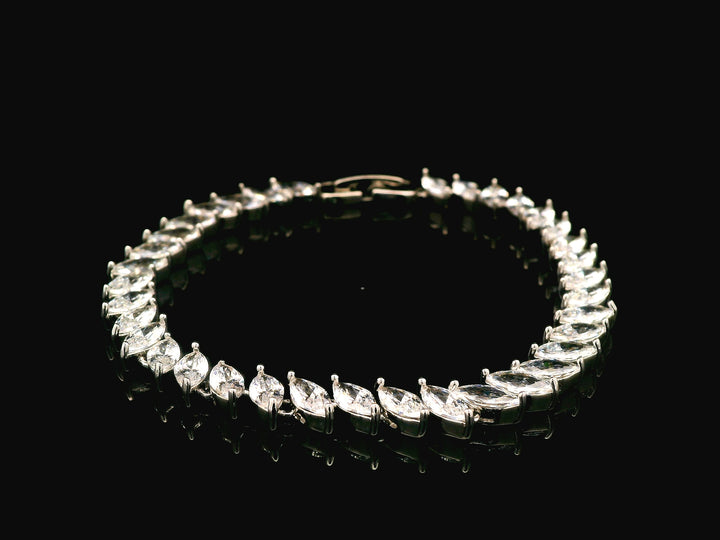 Zircon Braclet   18824