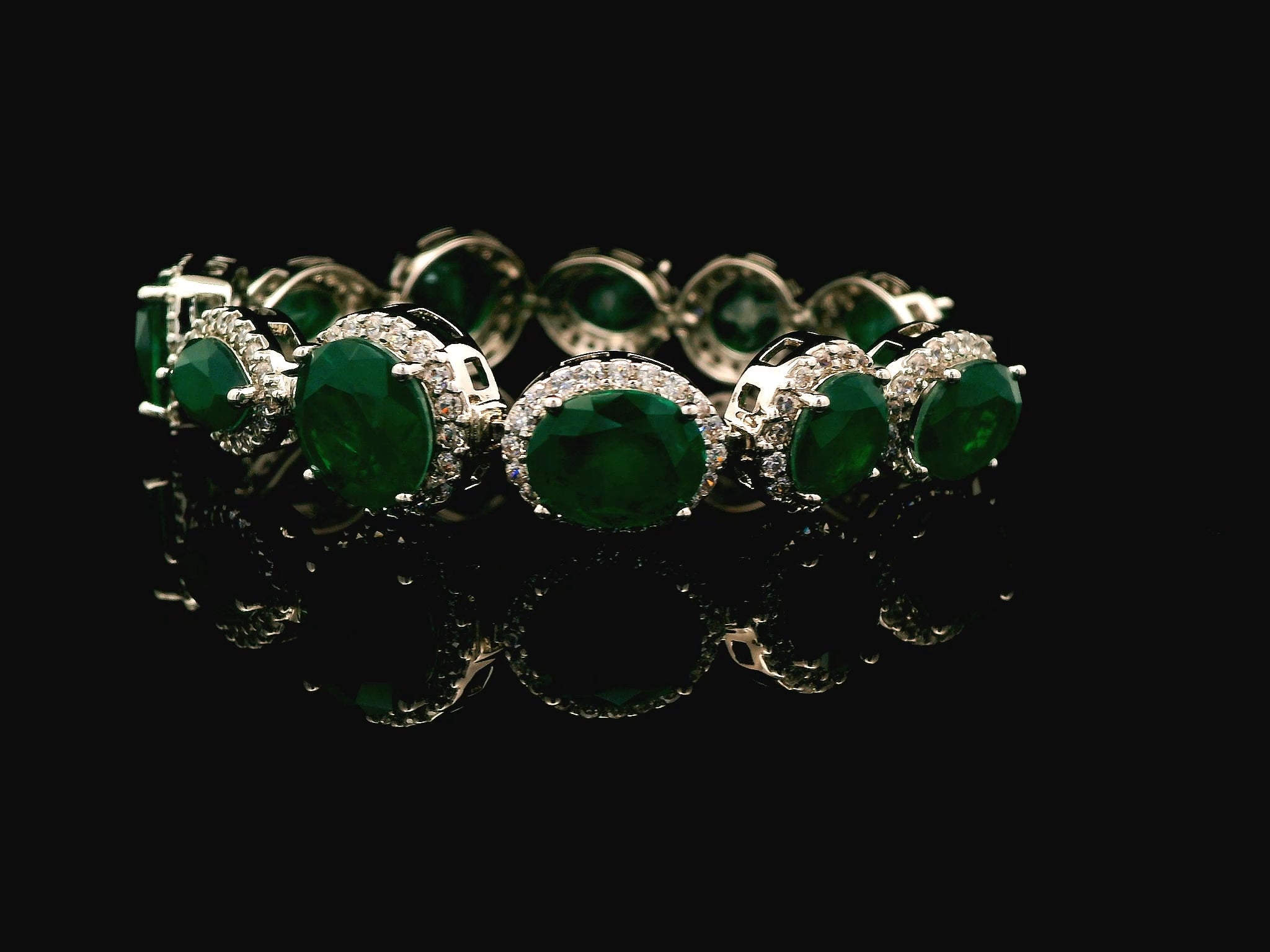 Zircon Braclet   18836