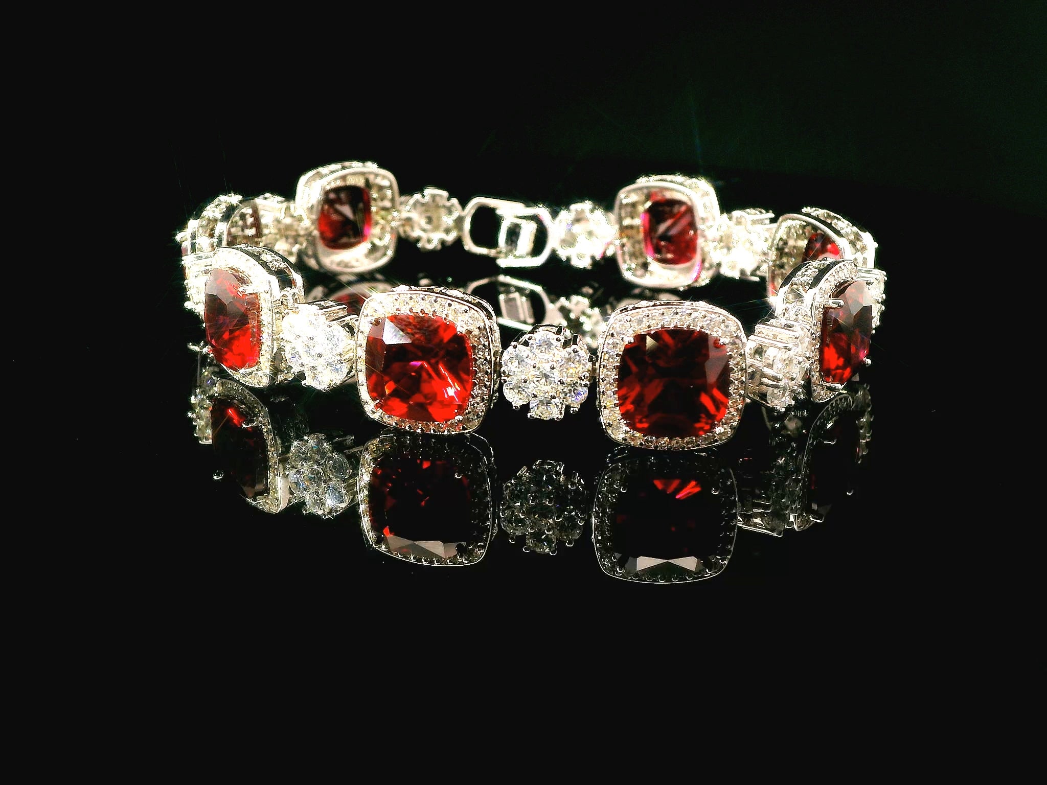 Zircon Braclet   18843