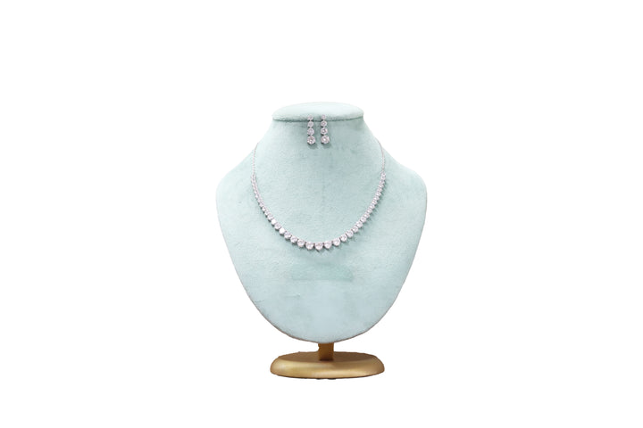 92.5 Sterling Silver Tapered Round Sparkle Necklace 18874