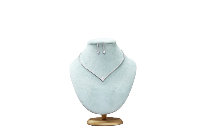 92.5 Sterling Silver Pear Drop Sharp Curve Necklace 18879