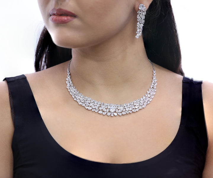 92.5 Sterling Silver Floral Ice Cluster Necklace 18880
