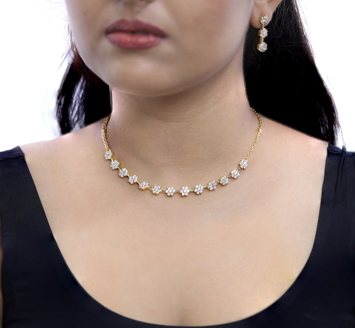 92.5 Sterling Silver Vintage Gold Bloom Necklace 18885