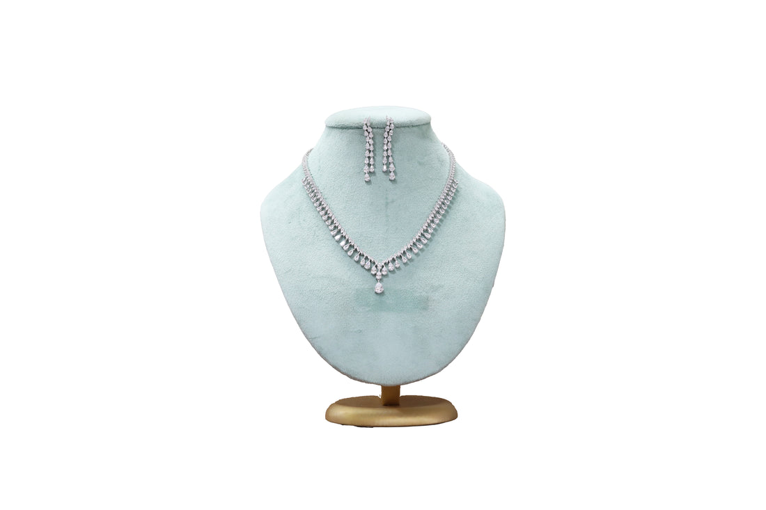 92.5 Sterling Silver  Teardrop Dual Tone Halo Necklace 18895