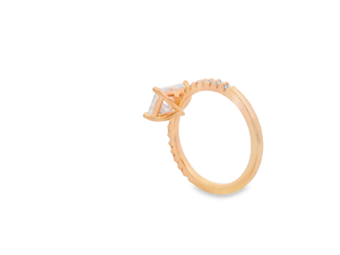 Zircon Finger Ring  19763