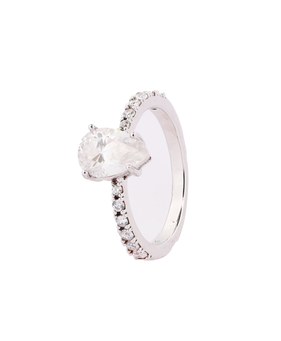 92.5 Sterling Silver Elegant Teardrop Solitaire Finger Ring 11201