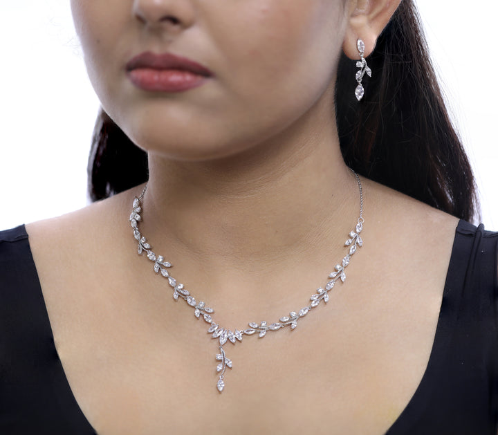 92.5 Sterling Silver Leafy Vine Marquise Necklace 20401