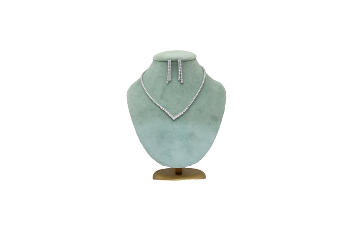 92.5 Sterling Silver V-Trail Sparkle Necklace     20412