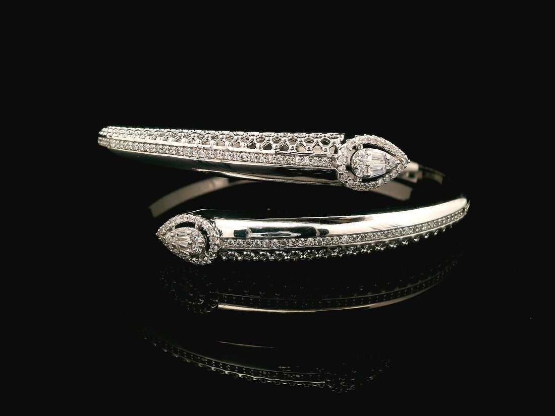 Zircon Kada  20657