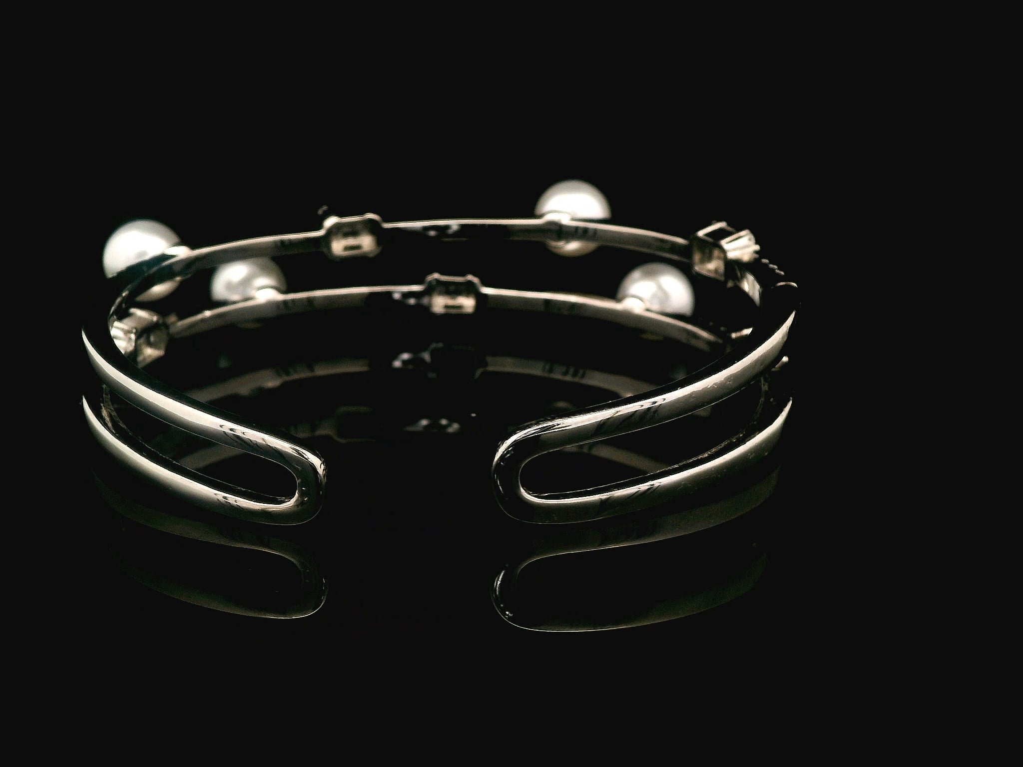 Zircon Kada  20667