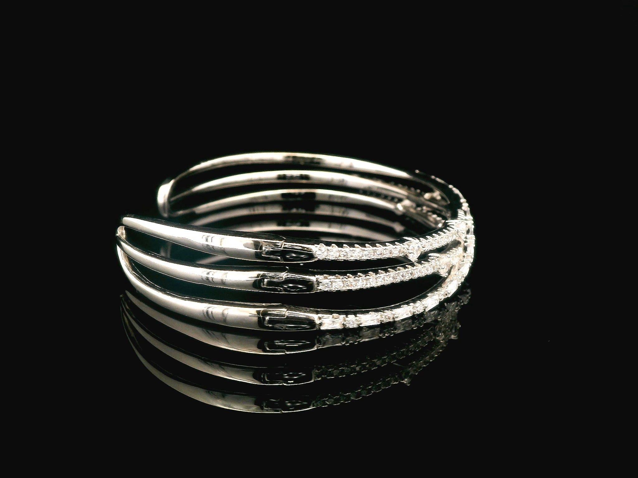 Zircon Kada  20671