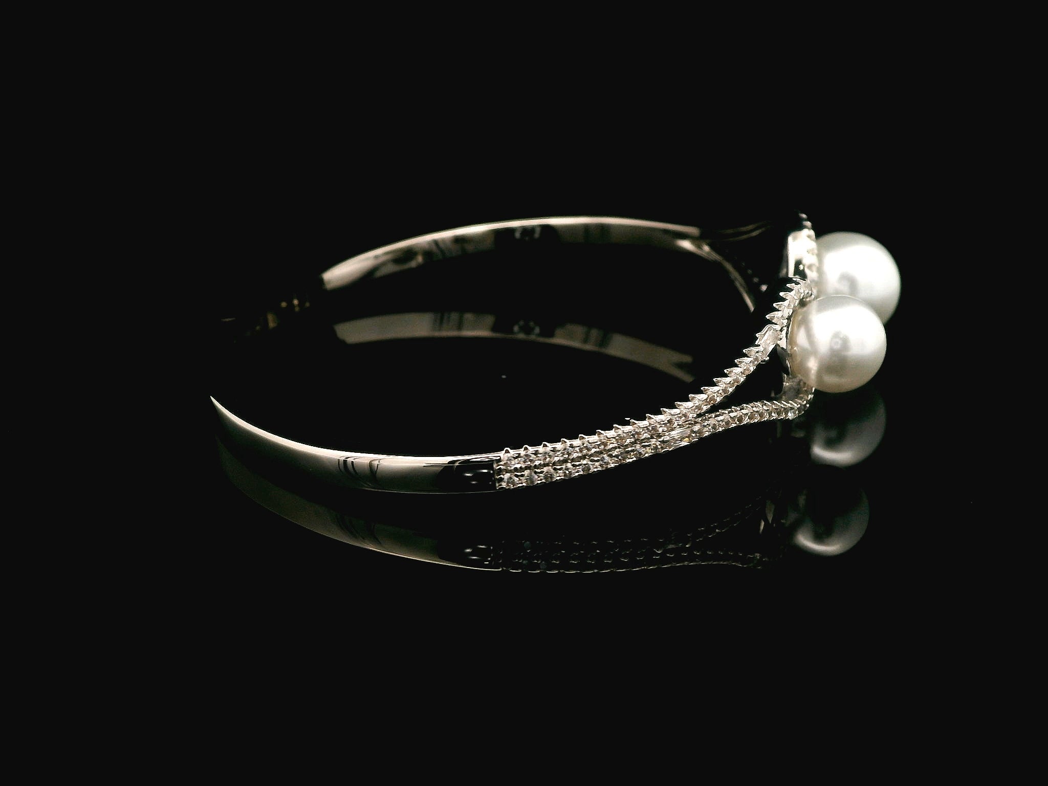 Zircon Kada  20674
