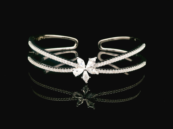 Zircon Kada  20675