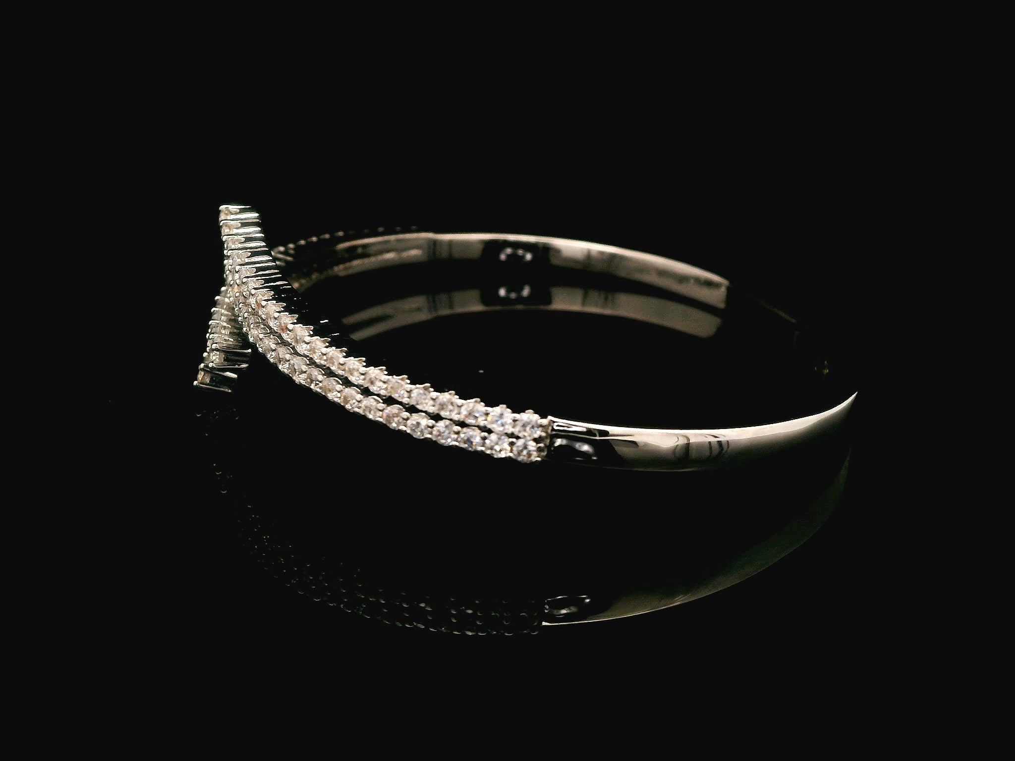 Zircon Kada  20677