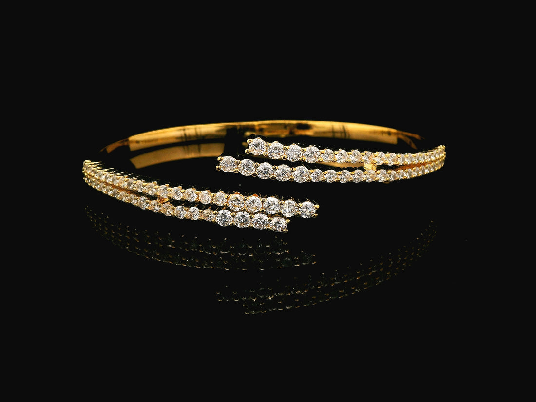 Zircon Kada  20677