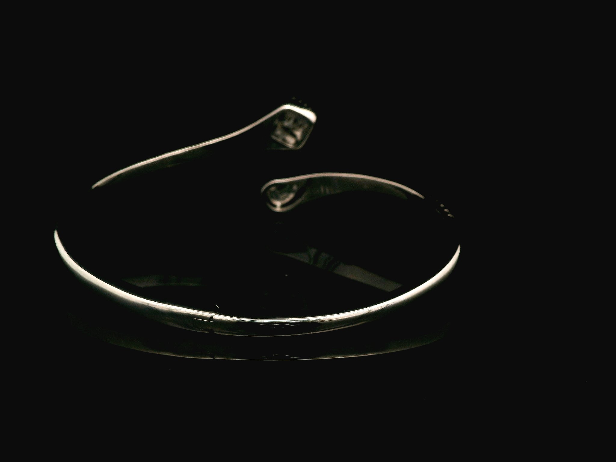 Zircon Kada  20760