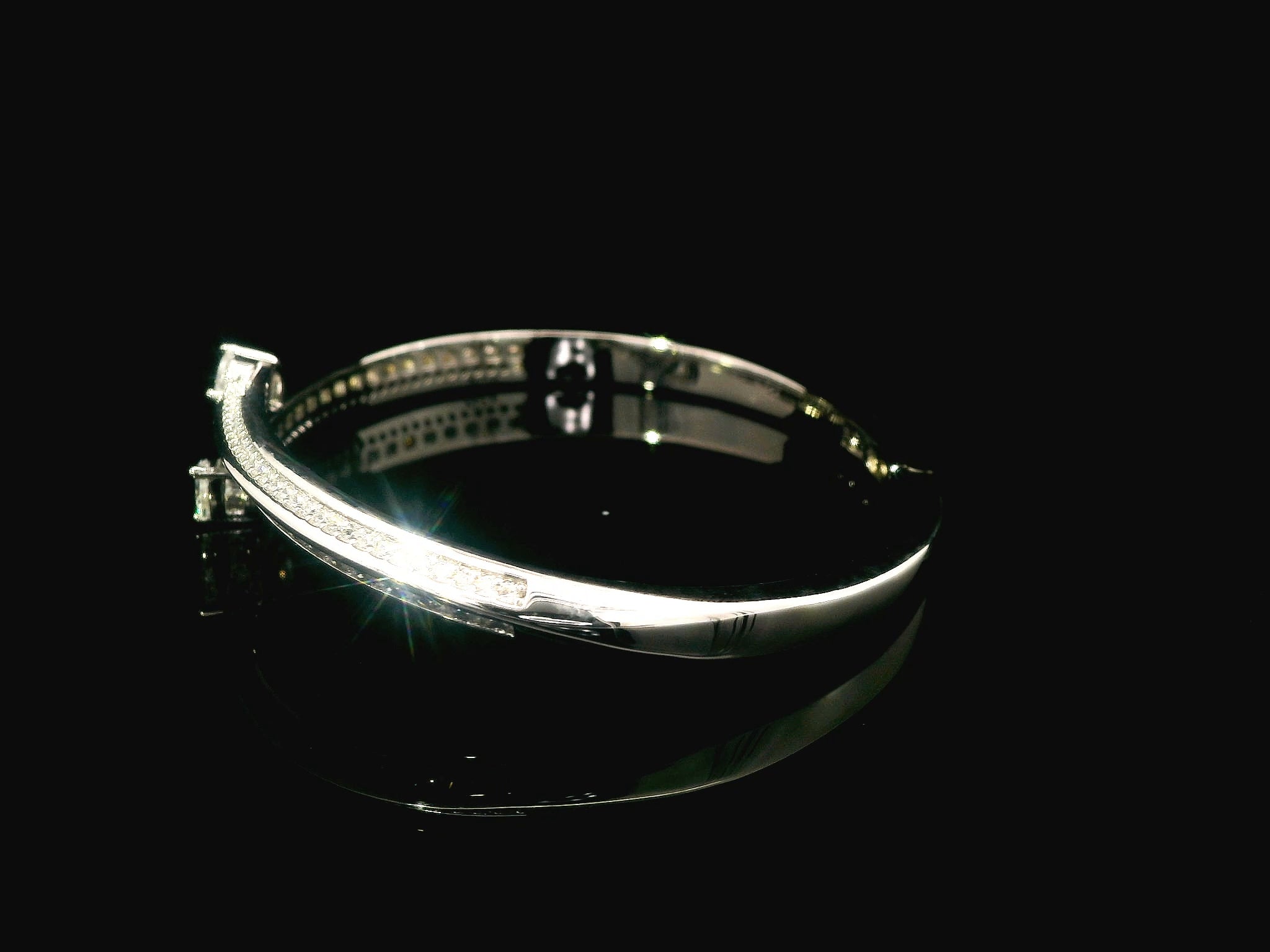 Zircon Kada  20739