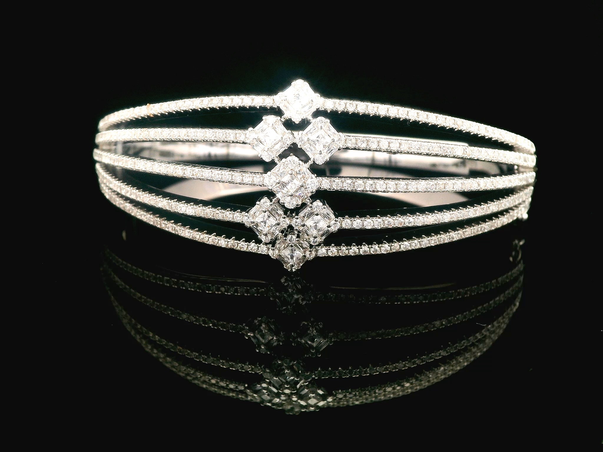 Zircon Kada  20741