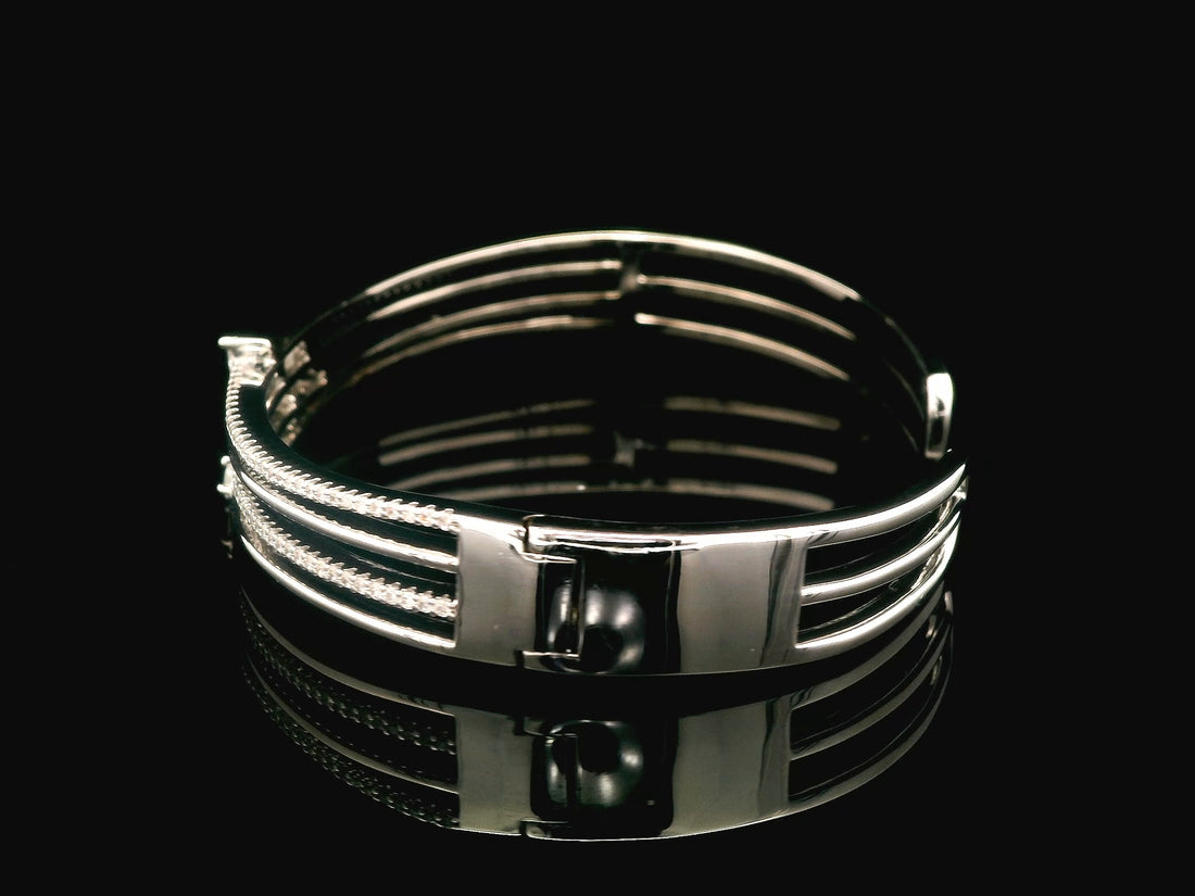 Zircon Kada  20744