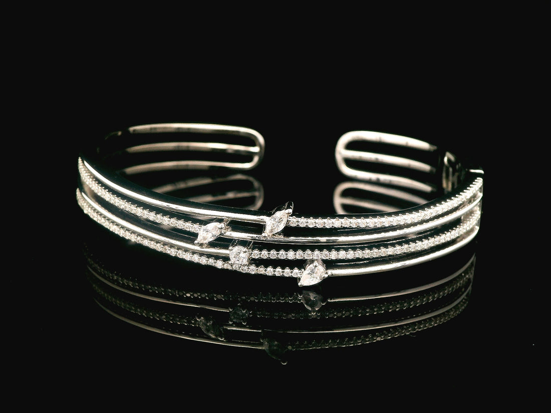 Zircon Kada  20744