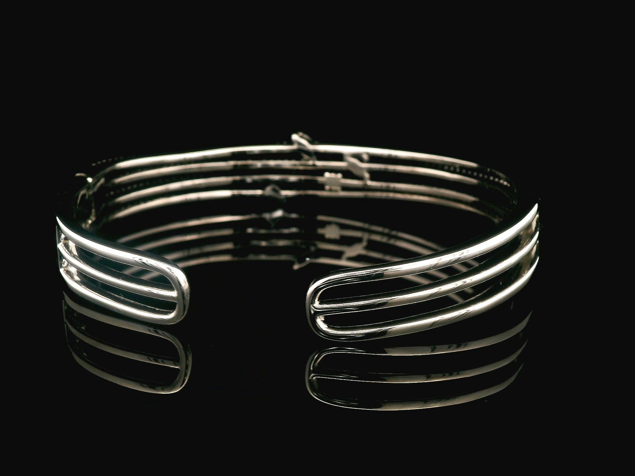 Zircon Kada  20744