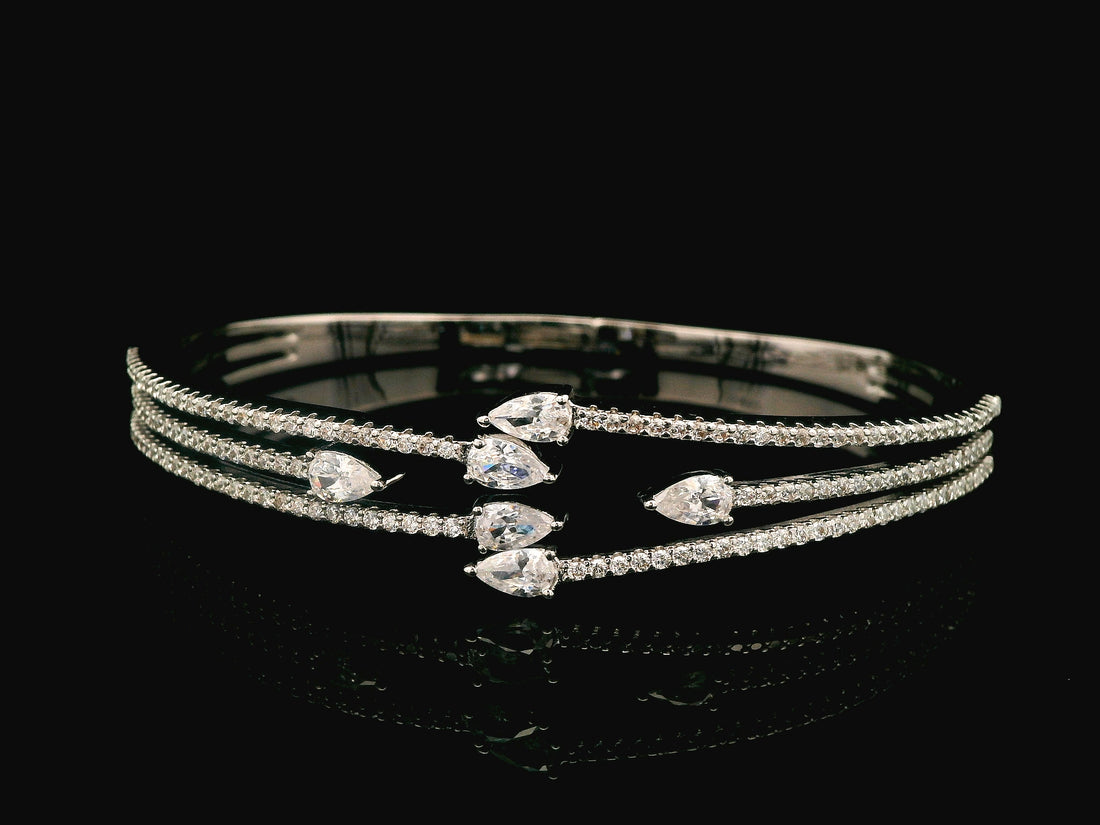 Zircon Kada  20750