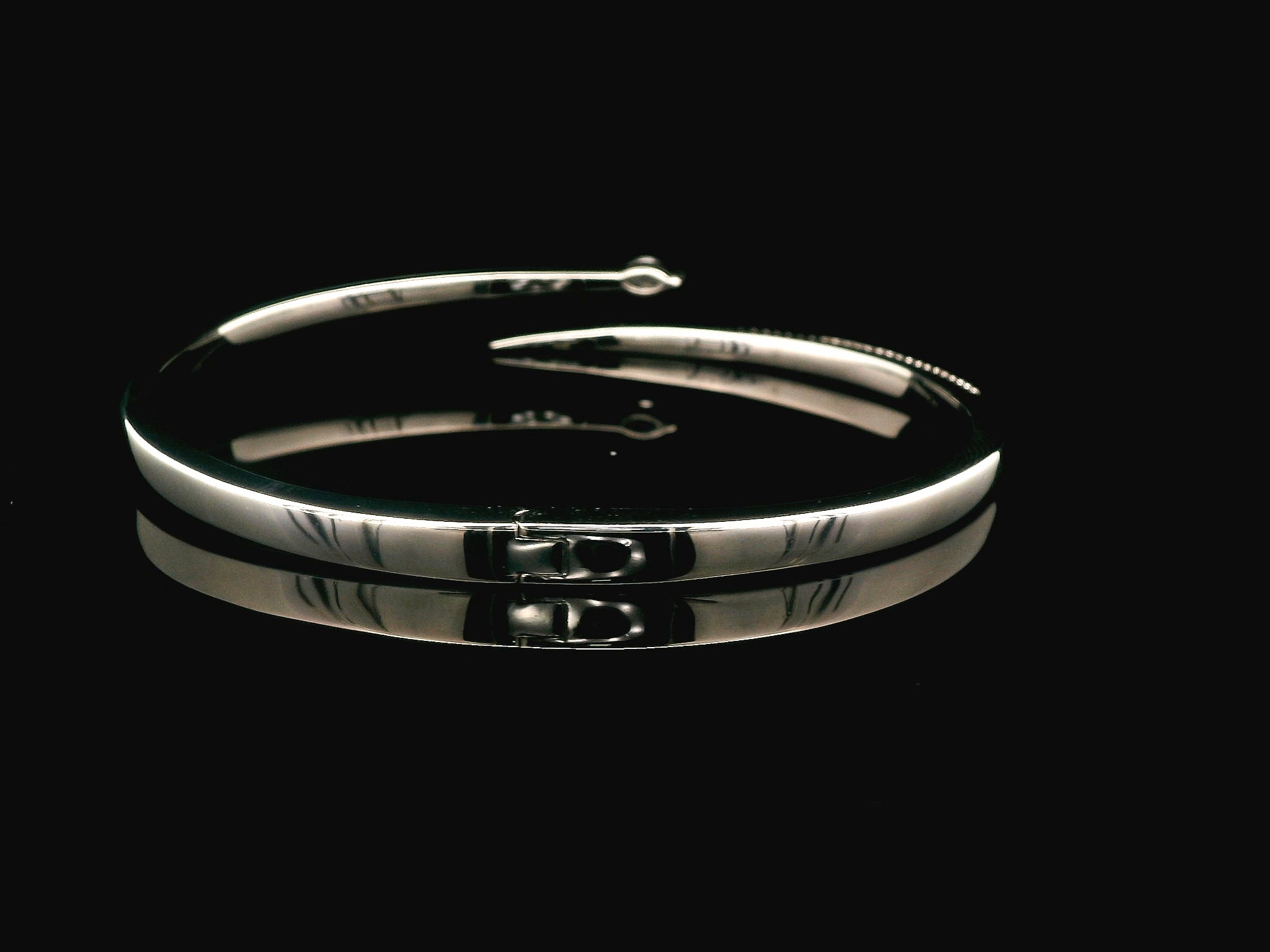 Zircon Kada  20753