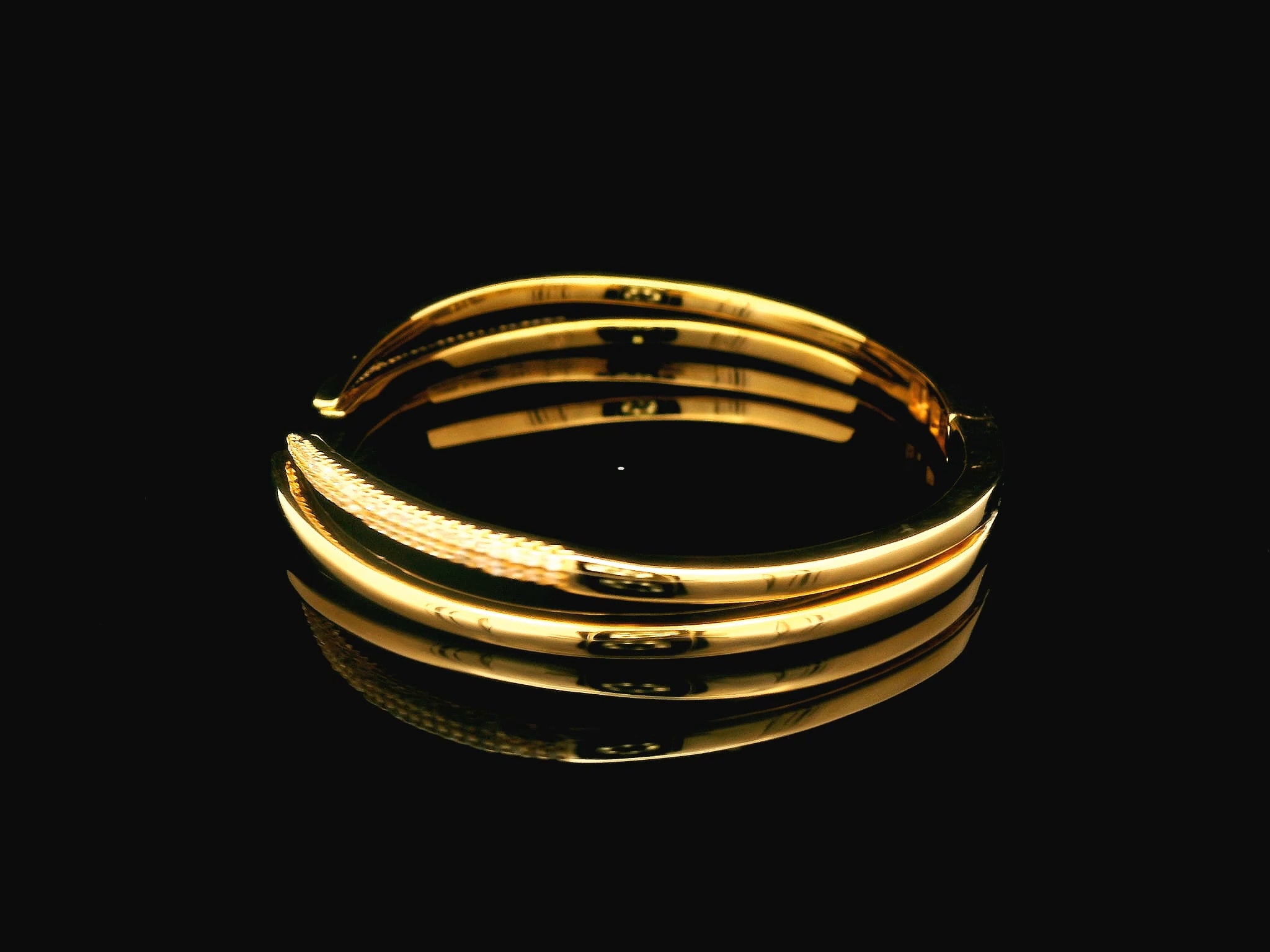 Zircon Kada  20775